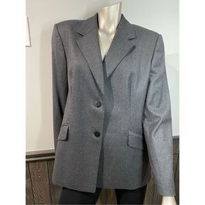 Size 14, Aquascutum of London, fine grey wool women’s blazer. 2 button closure